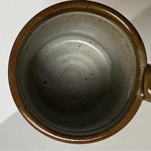 Hand Thrown Studio Pottery Mug Stein Cup Ombré Beige Red Glazed Signed 4.5” EUC - Picture 11 of 14